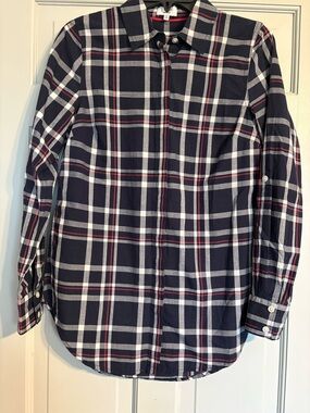 Crown & ivy XS Navy, White, Pink Checkered Long Sleeve Button Down